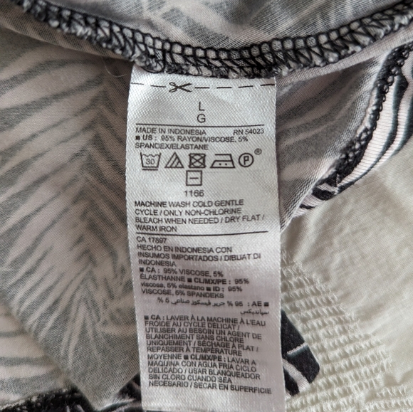 Old Navy Dress - Picture 5 of 8